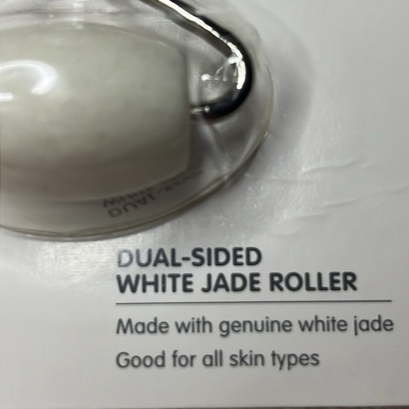 Beauty 360 Dual-Sided Jade Roller - Picture 3 of 6